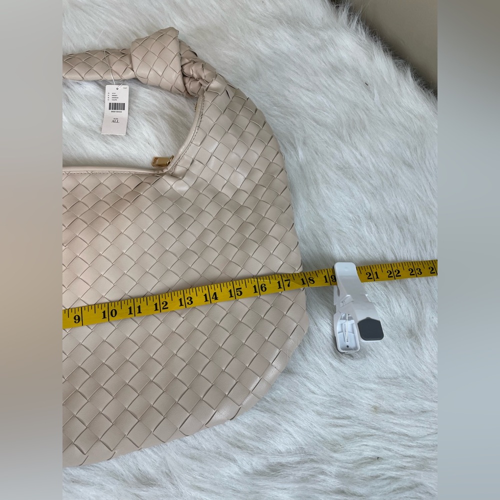 New Melie Blanco Taupe  Woven Hobo laptop Bag - Picture 9 of 13